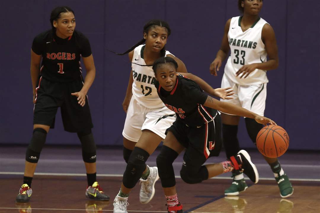 Geionna-Hollingsworth-2-18