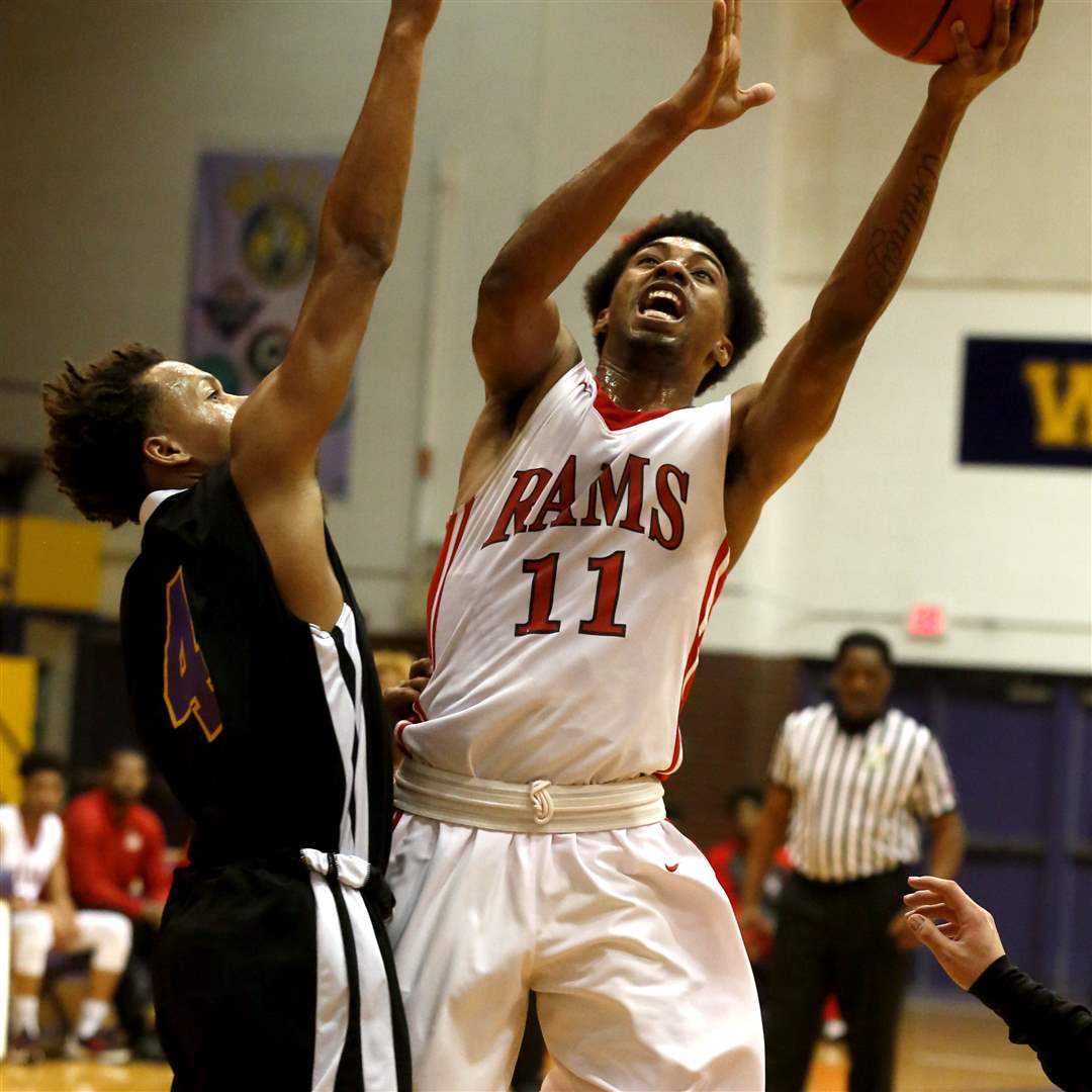 Dominique-Booth-2-21