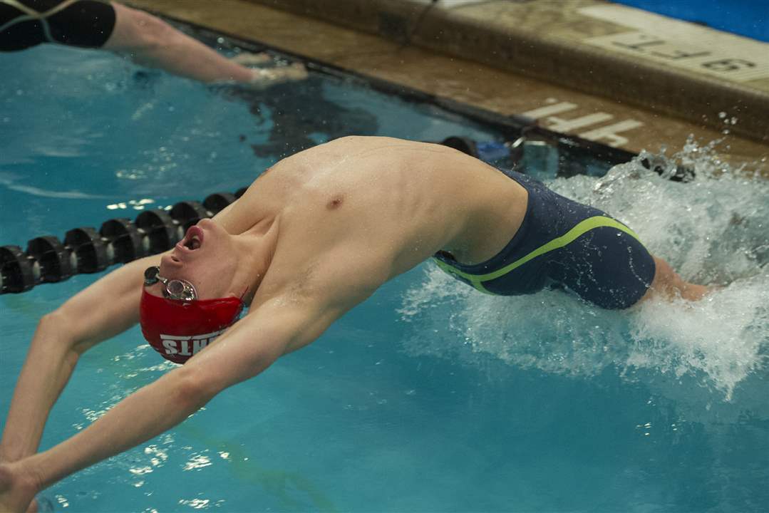 Div-I-State-SwimmingGriff