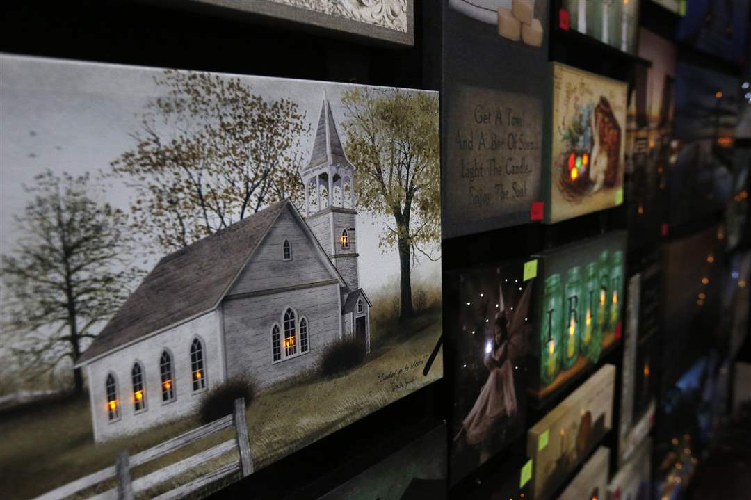 CTY-CABINFVR27Canvass