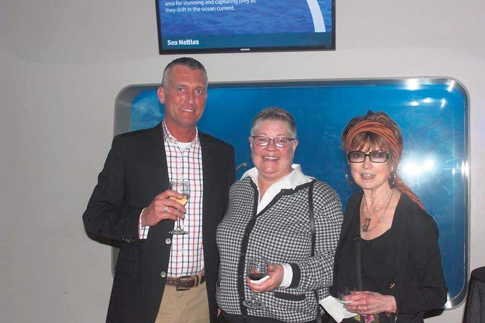 ZOO-Group1-jpg-Steve-Gola-Cindy-Cook-and-Sharon-Simmons