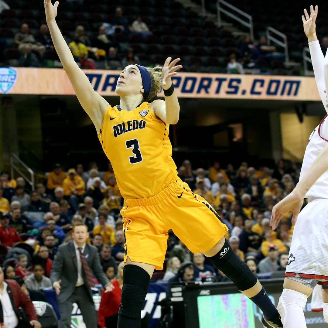 Mariella-Santucci-3-11