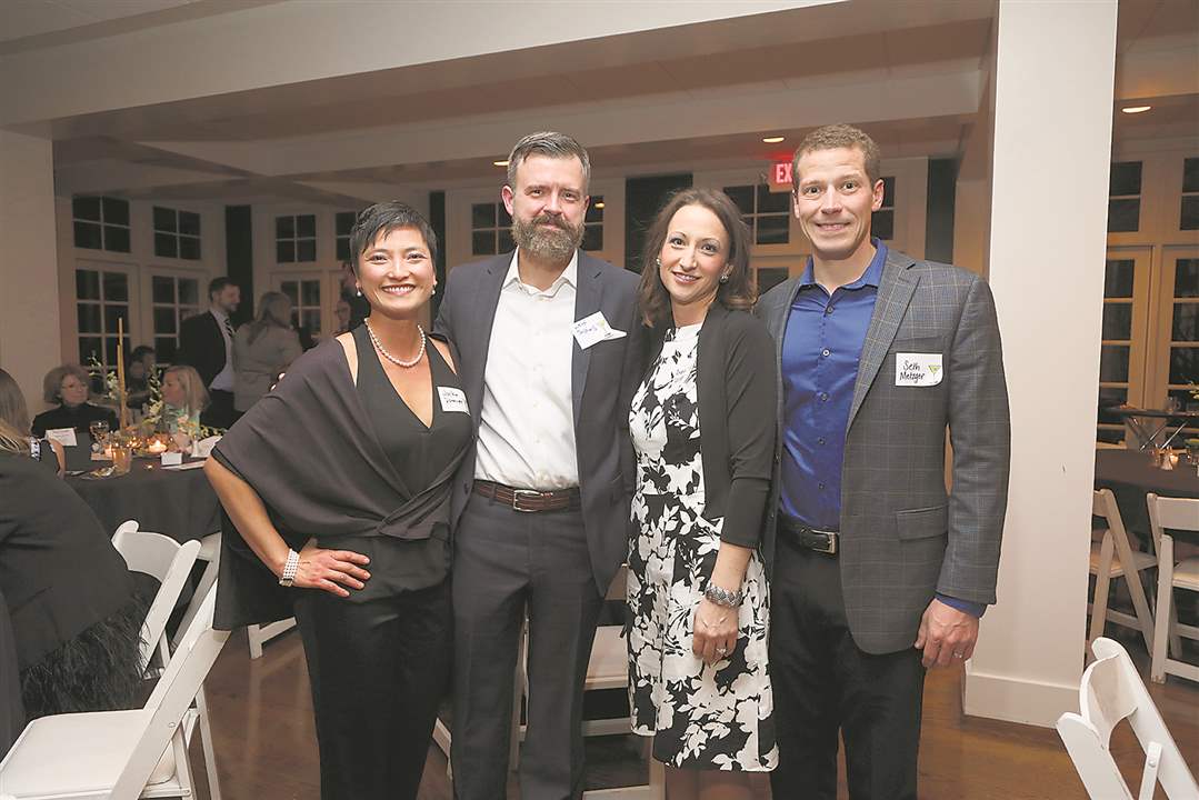 Jackie-Vannuyen-and-Jeff-Stephens-left-with-Amanda-and-Seth-Metzger