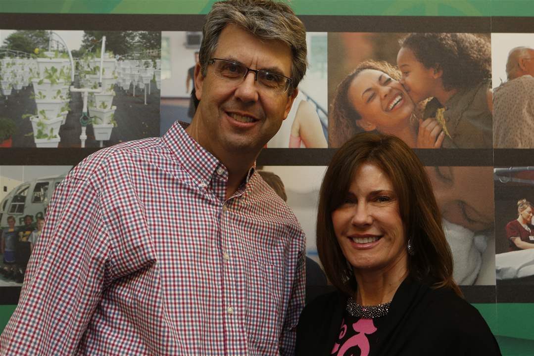 SOC-pink04-Dr-Michael-McPhee-and-Connie-Feldstein