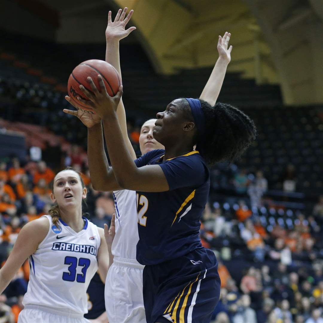 NCAA-Toledo-Creighton-Basketball-Toledo-s-Janice-Monakana