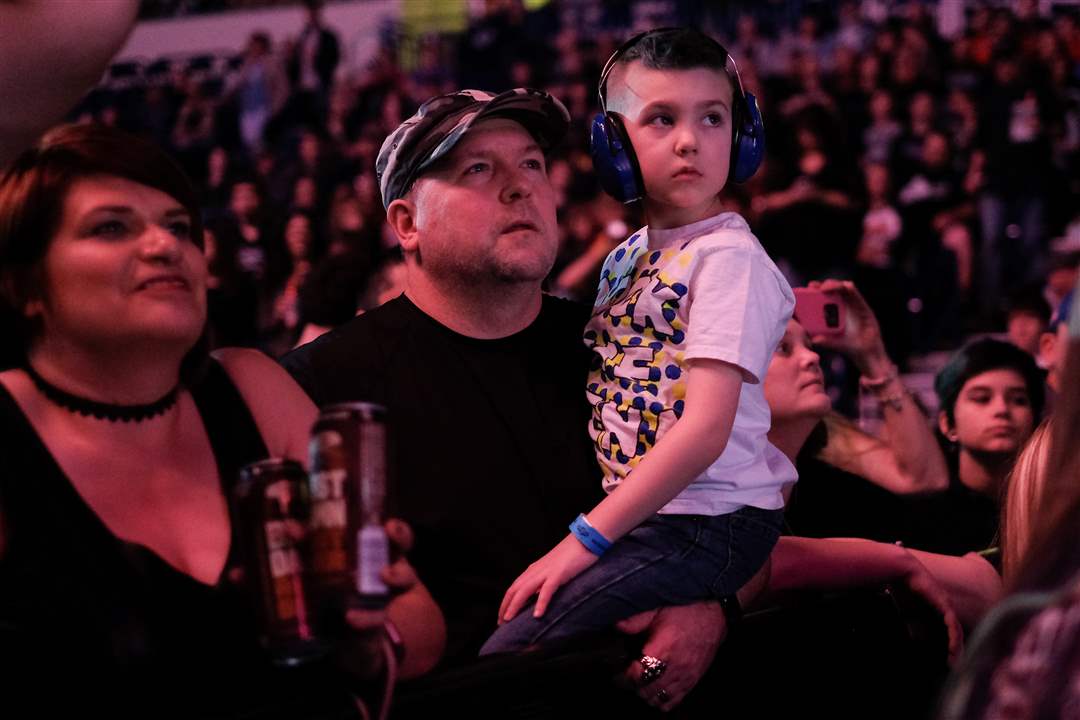 MAG-ARENA02-Dave-Hyland