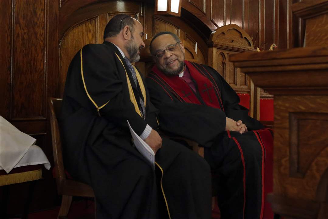 CTY-HANDS10pAboelzahab