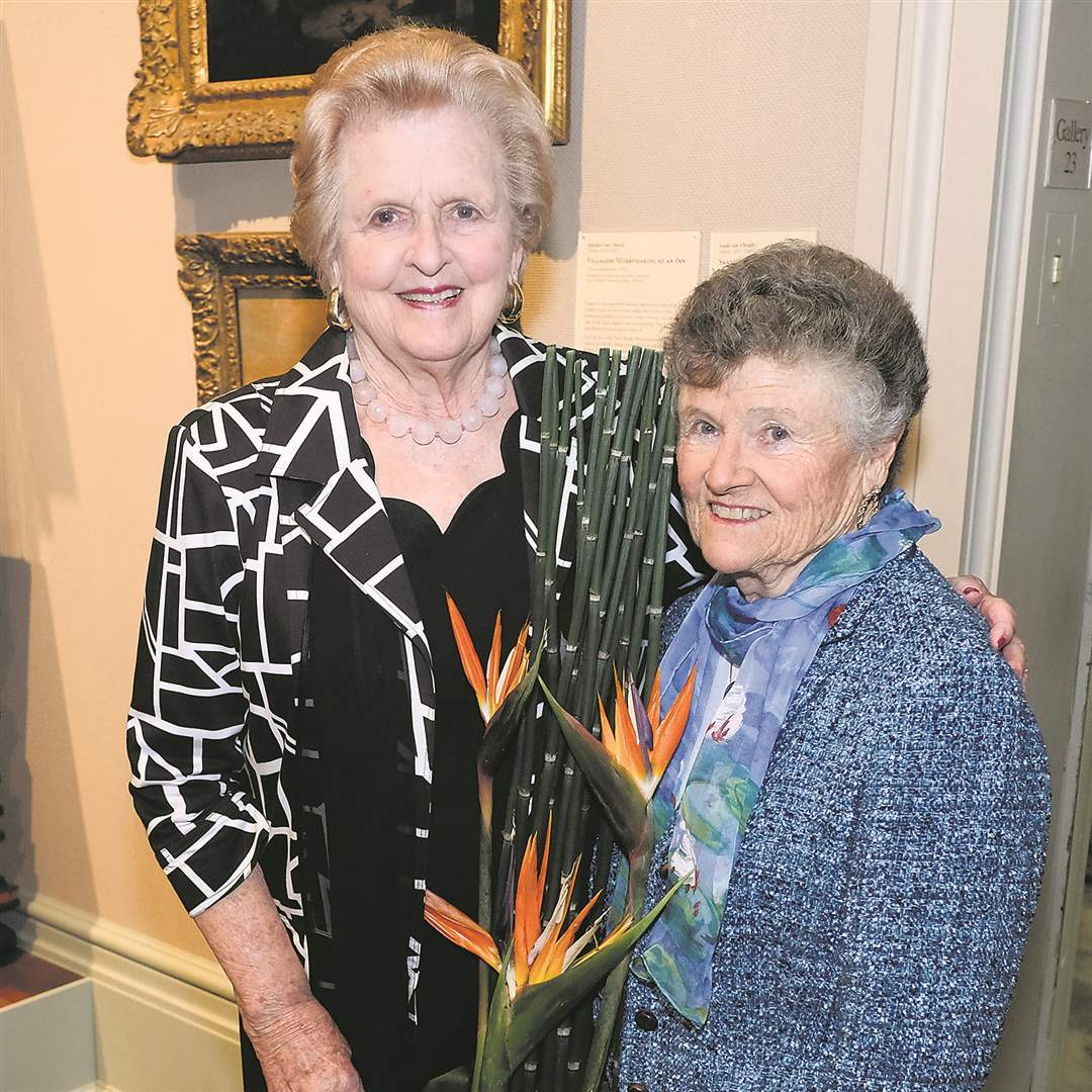 SOC-docents11p-Susan-Reams-and-Helen-Emmett