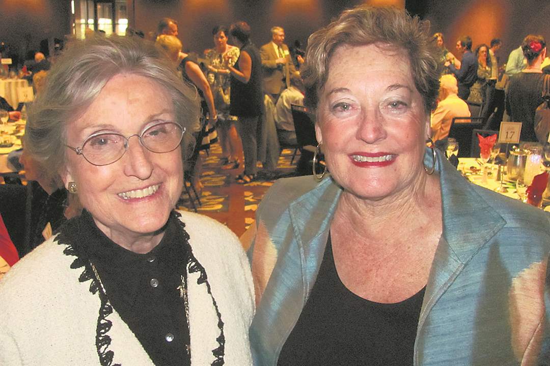 SEE-Ladies1-jpg-Sandy-Alexander-and-Suzi-Hahn