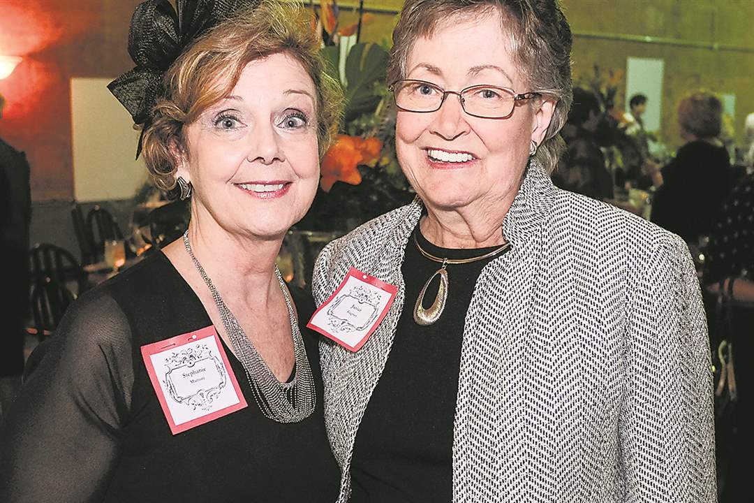 SOC-docents11p-Stephanie-Mattoni-and-Janice-Gagnet