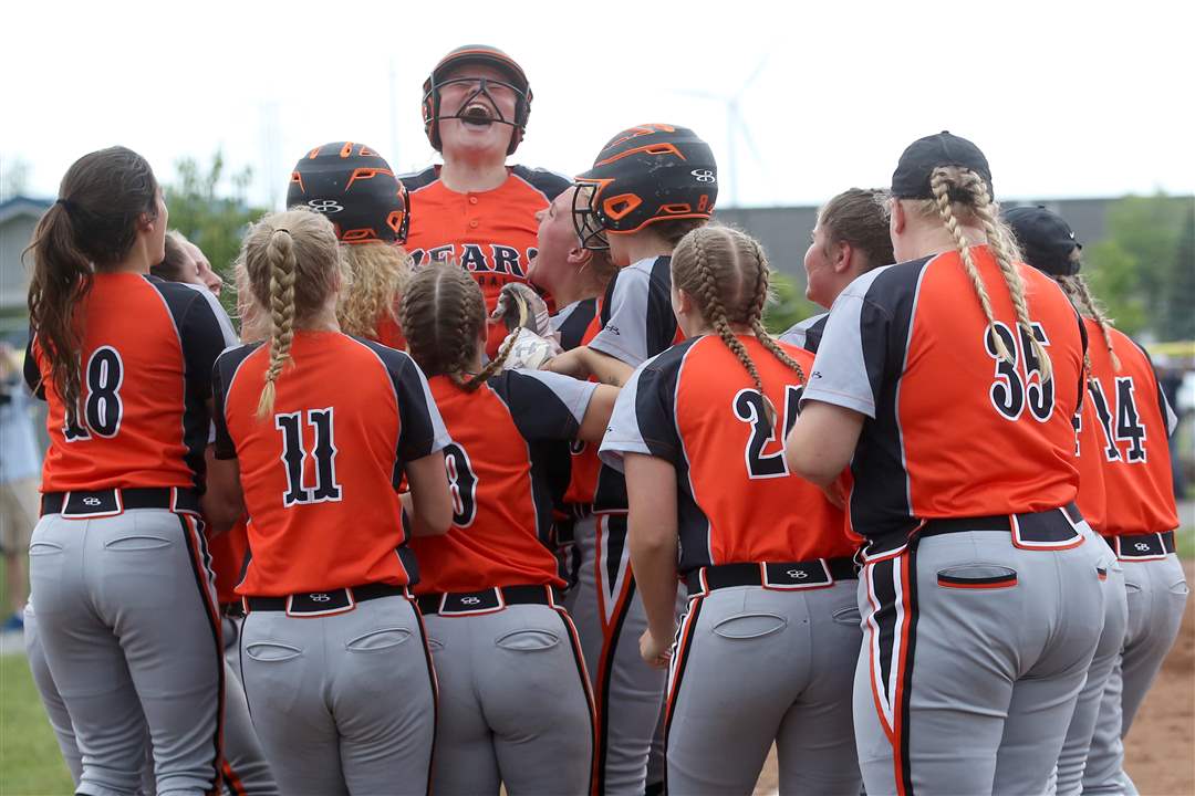 Gibsonburg-s-Abby-5-27