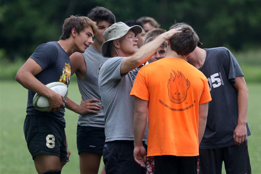 CTY-RUGBY07Demarco