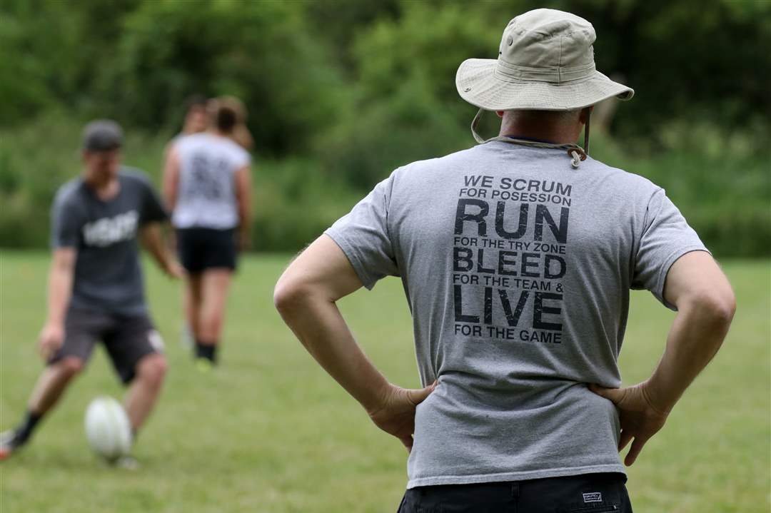CTY-RUGBY07coach