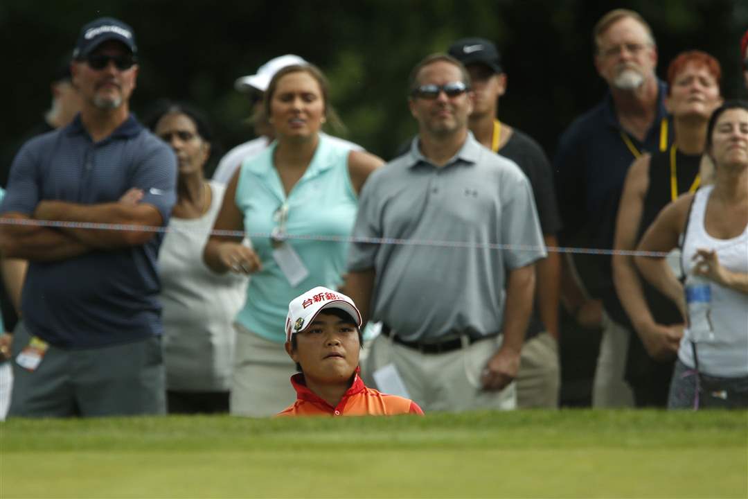 Chien-evaulates-7-22