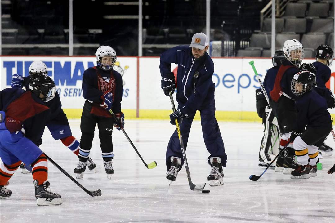 SPT-WalleyeCamp10p-4