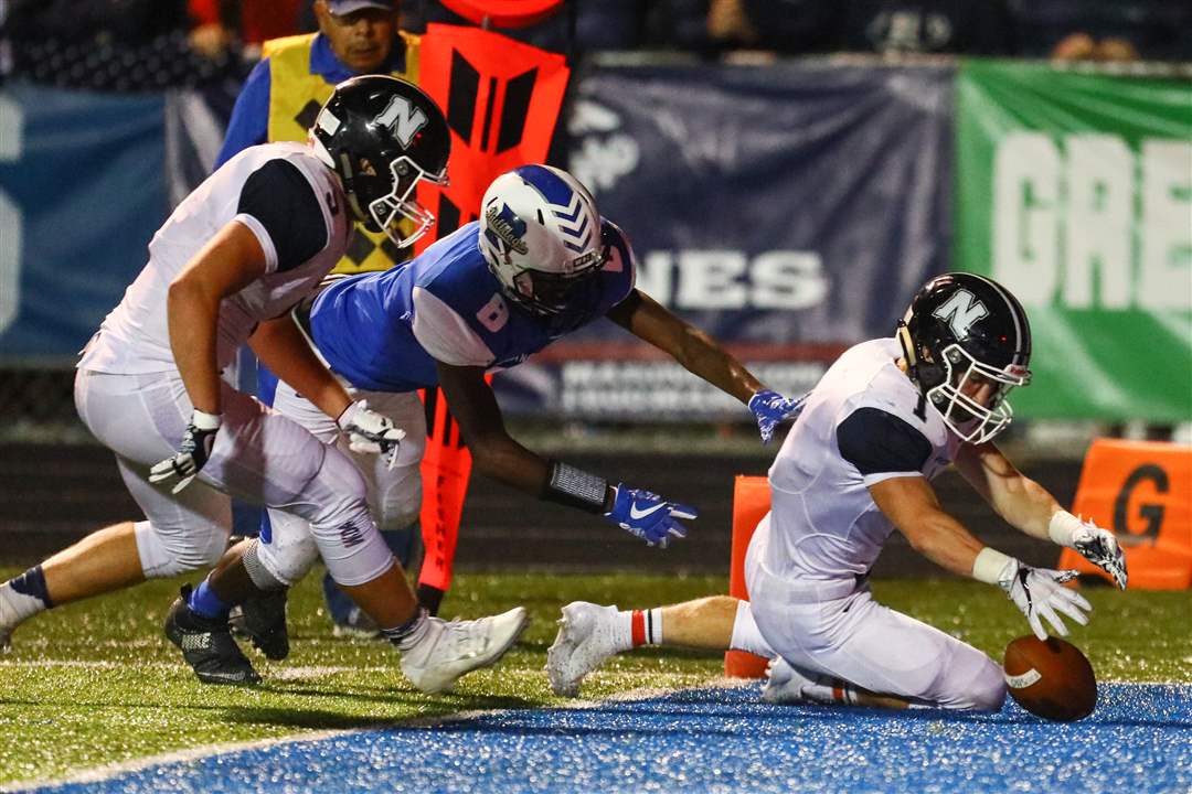 IN PICTURES Napoleon 21, Defiance 7 The Blade