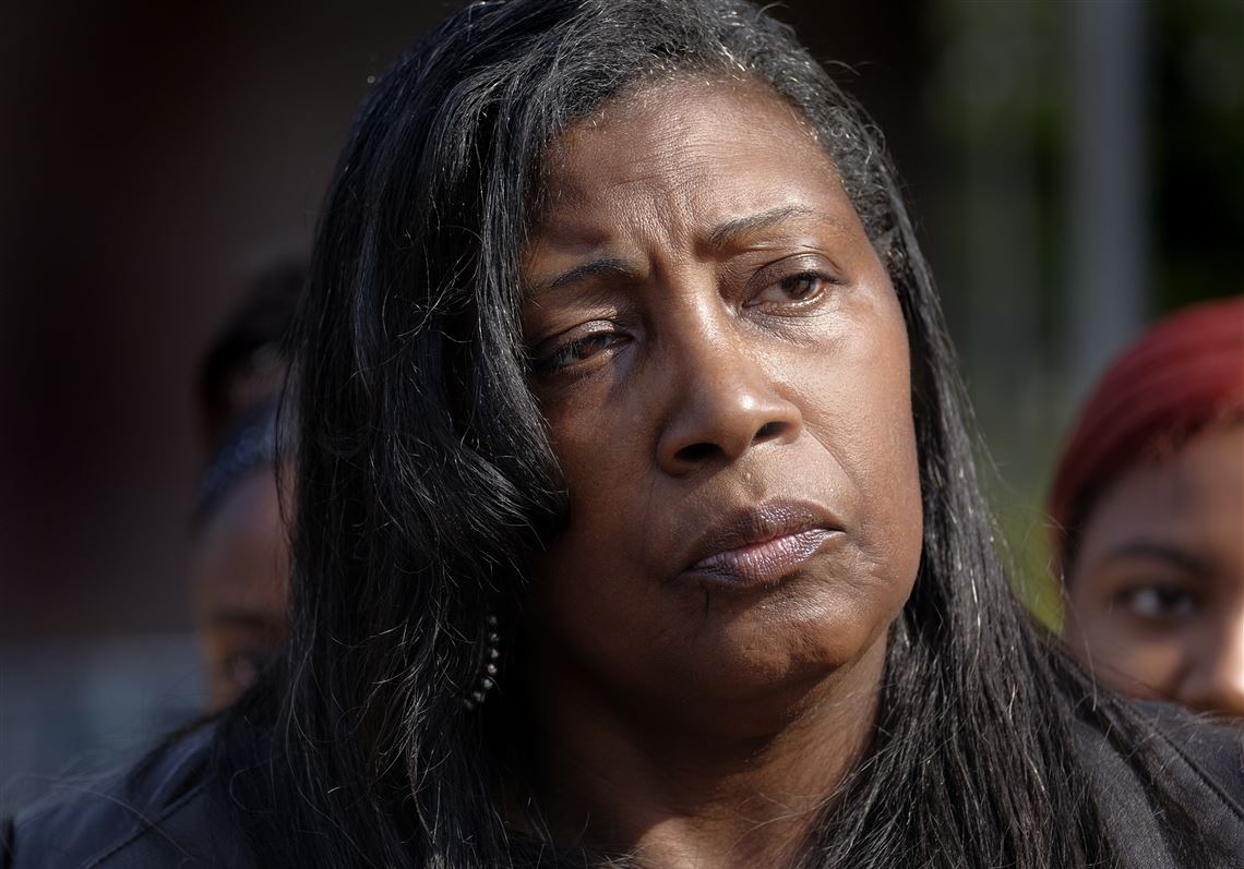 Patricia Robinson's Instagram, Twitter & Facebook on IDCrawl