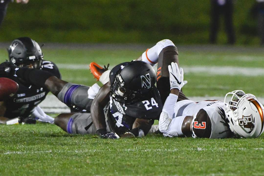 Bowling-Green-Northwestern-Football-10