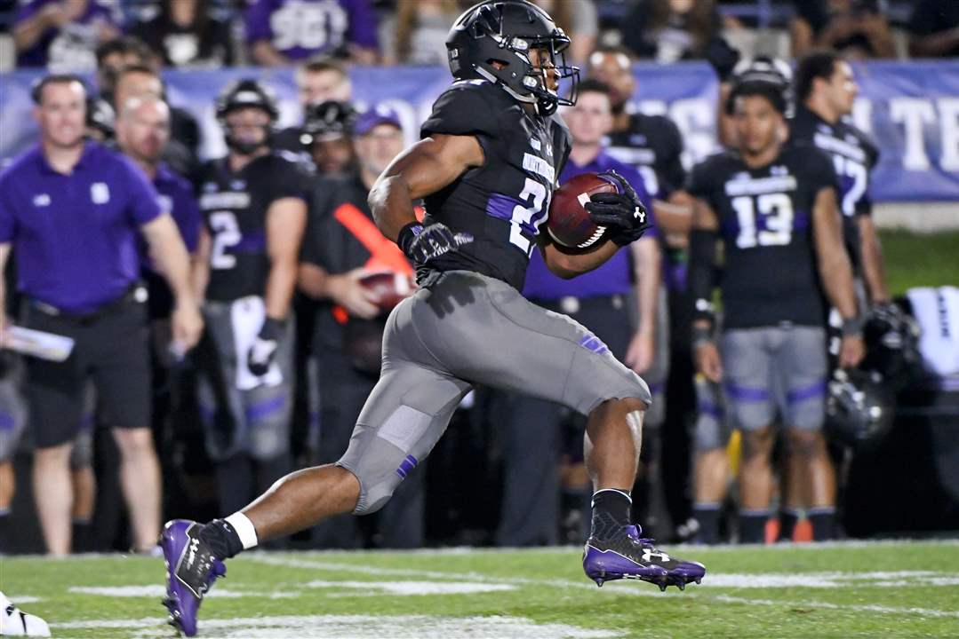 Bowling-Green-Northwestern-Football-13