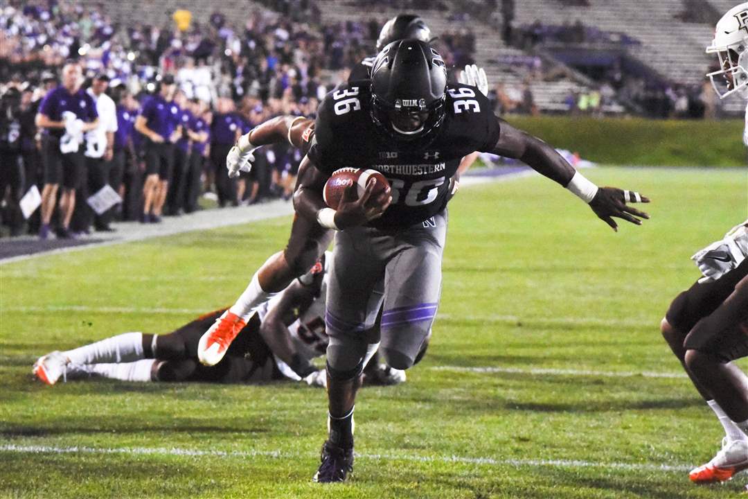 Bowling-Green-Northwestern-Football-3