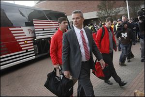 An announcement on the status of Ohio State head coach Urban Meyer appears to be set for next week.