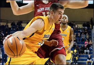Nate Navigato, shown in a game earlier this season, scored 22 points for Toledo, but the Rockets lost Friday at Cornell. 