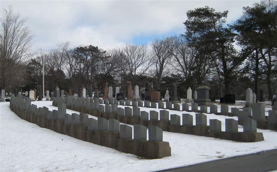 Canada-Titanic-Graveyard