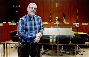 Former Toledo city councilman Steve Steel stands at the podium in the Toledo Council Chambers in January.