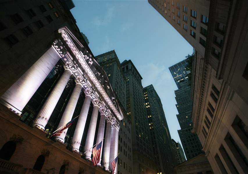 Financial-Markets-Wall-Street-1479