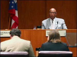 Toledo Councilman Larry Sykes conducts a finance committee meeting in One Government Center on September 21, 2017.