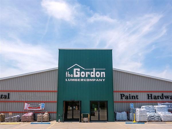 Gordon Lumber reducing retail locations to 1 | The Blade