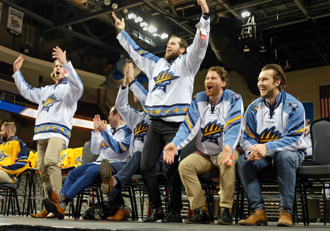 Walleye prepare Huntington Center for a white-out Storm