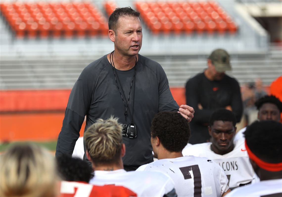 As Signing Day Nears Falcons Task Is To Retain Recruiting