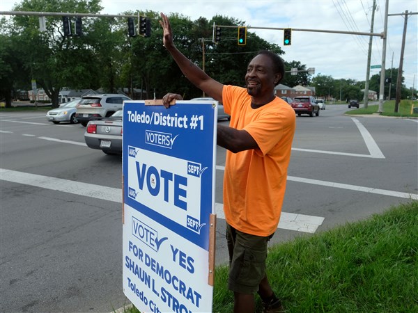 District 1 candidate, aunt say Councilman Riley threatened them over ...