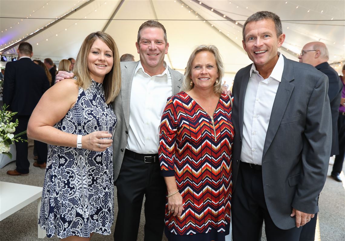 Lord Belmont in Northern Ireland: The Black Knights, image size:1140x797