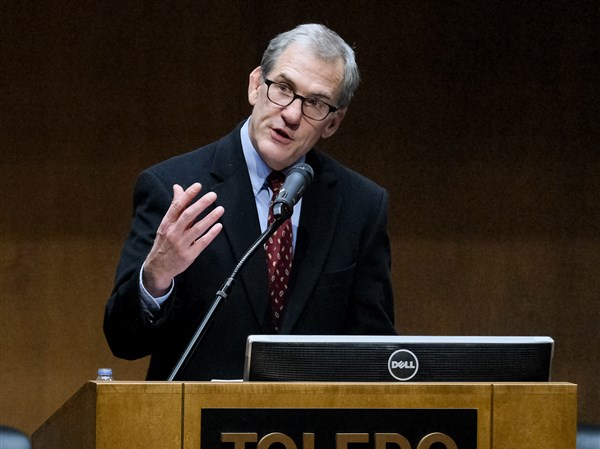 Women Of Faith Debate Continues About Catholics Ordaining Female