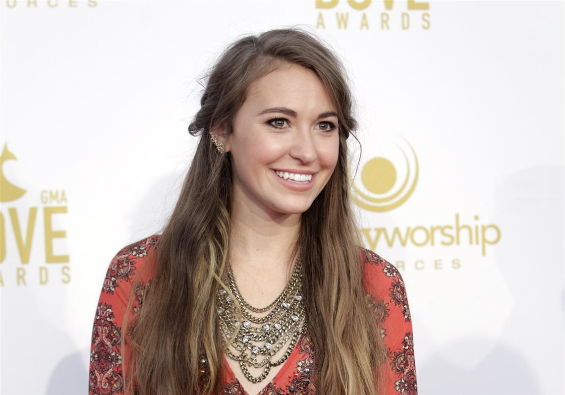 what is lauren daigle's net worth