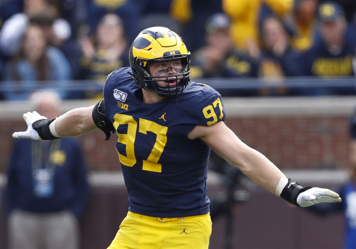 Aidan Hutchinson looks to make good on reason for return to Michigan