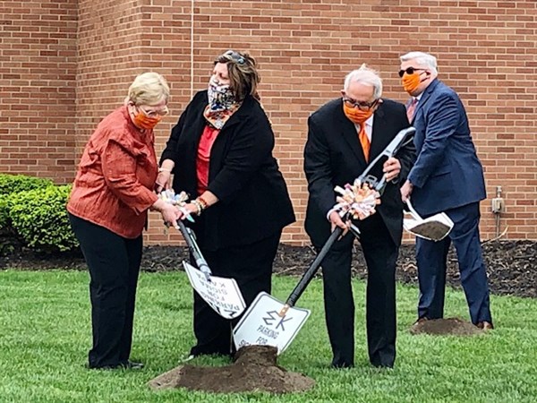 Barbara Hendel Community Support Continues In Midst Of Coronavirus The Blade