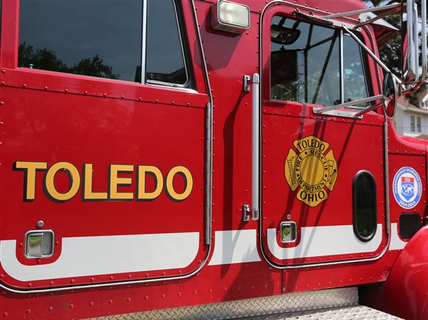 Toledo Fire lieutenant fired over social media post files suit against city