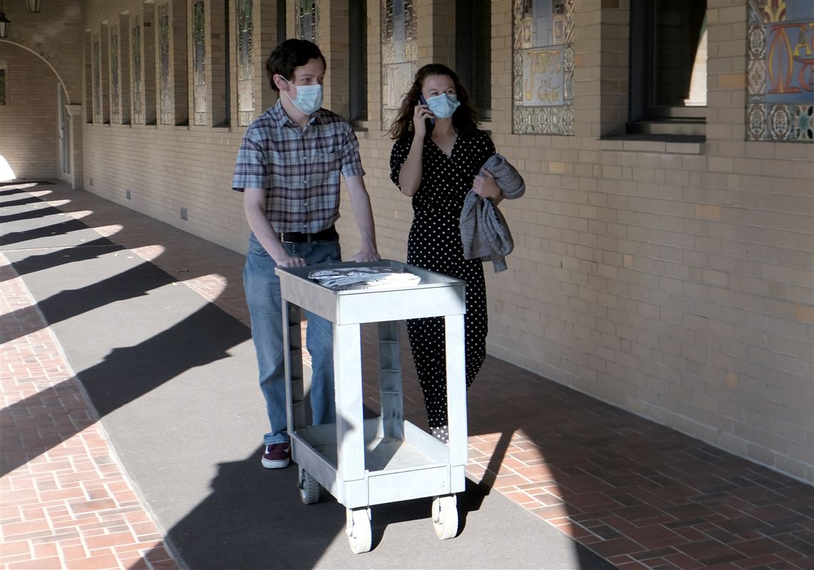 university suspending in-person classes