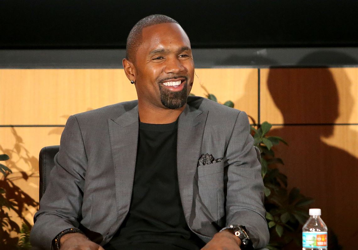 Charles Woodson elected to the Pro Football Hall of Fame on the