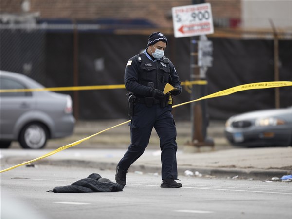 Chicago shootings leave 2 dead, 13 wounded at overnight party | The Blade