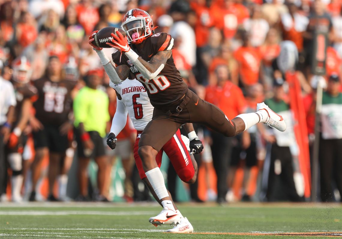 Bowling Green’s Tyrone Broden makes a catch during a college football game between Bowling Green State University and University of South Alabama at BGSU’s Doyt Perry Stadium in Bowling Green on Saturday, Sept. 11, 2021.