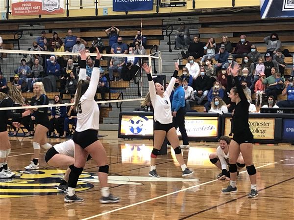 Owens volleyball returns to NJCAA Division III title contest with semifinal victory