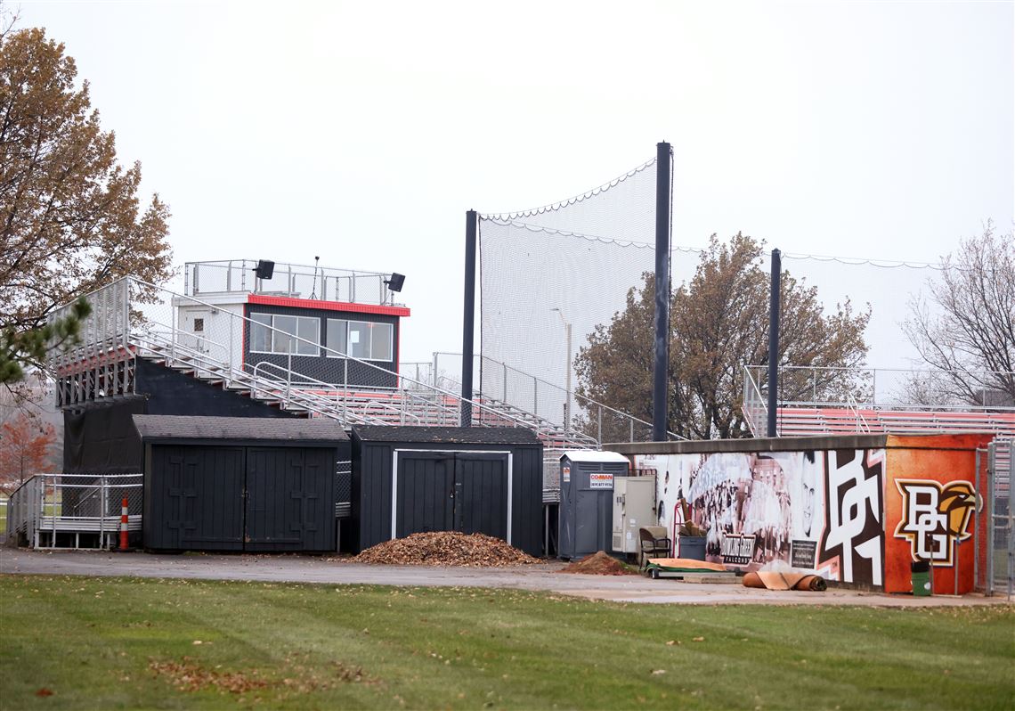 Briggs So, why is Gary Haas name coming off Bowling Greens baseball stadium? The Blade