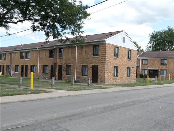 Man shot, injured in East Toledo