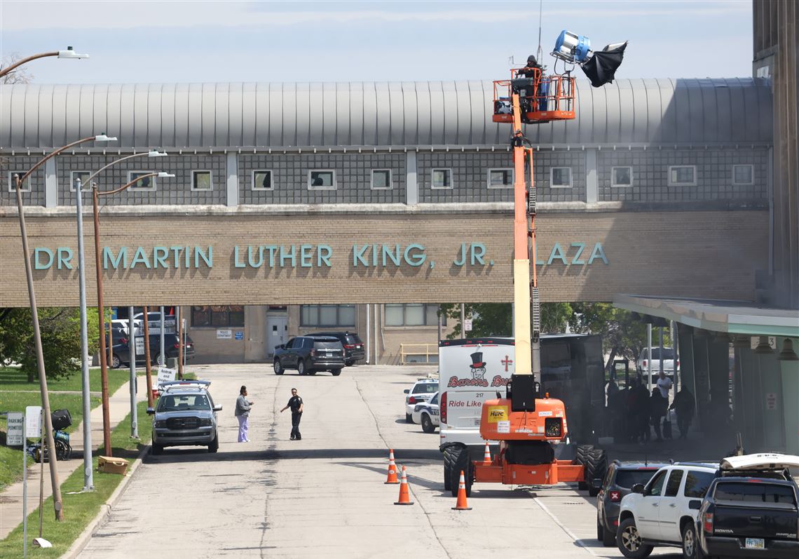 Photo Gallery Filming for Tom Hanks movie begins The Blade