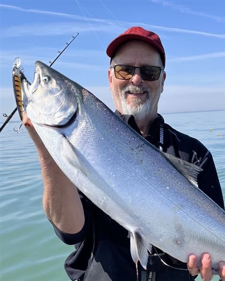 Outdoors: King puts a crown on Lake Erie fishing day