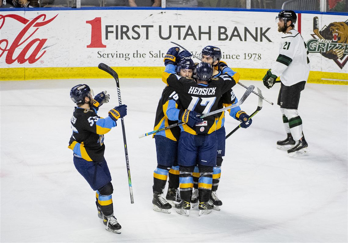 Road reboot: Walleye look to continue winning ways away from home in Kelly  Cup Finals | The Blade